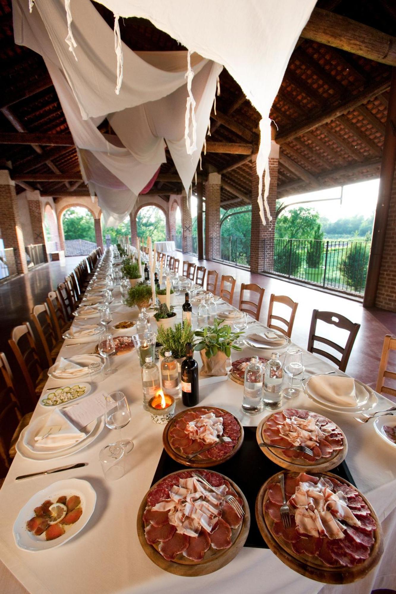 Agriturismo Cascina Caremma Besate Exterior photo