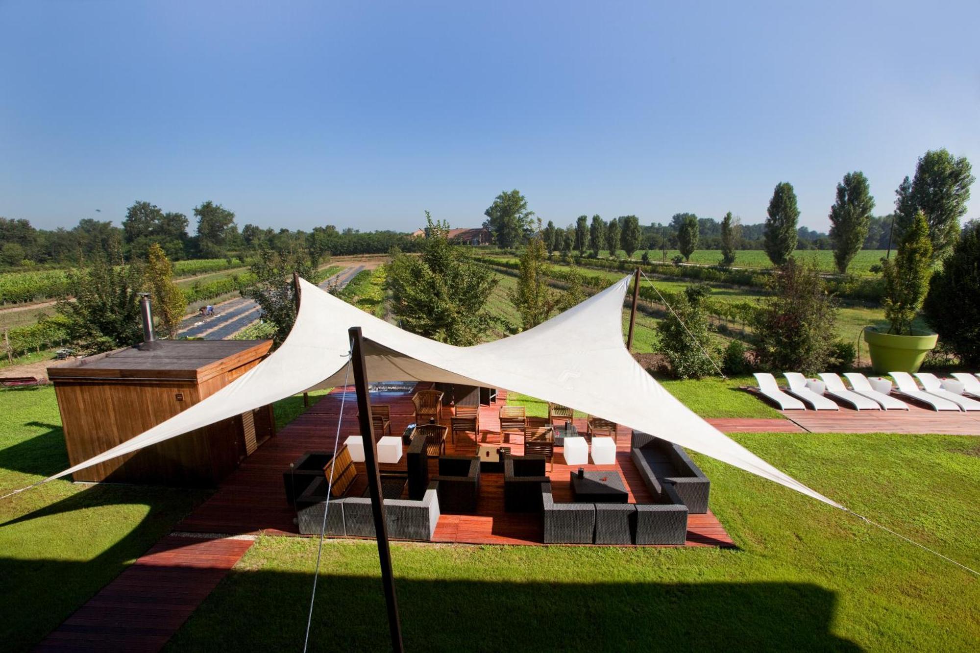Agriturismo Cascina Caremma Besate Exterior photo