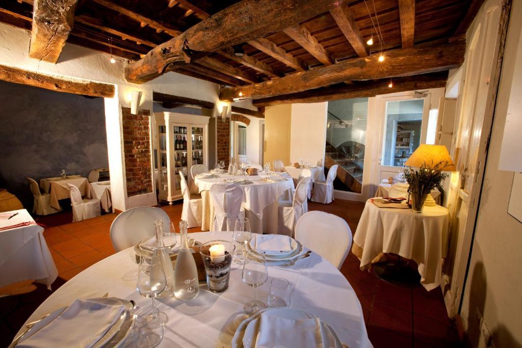 Agriturismo Cascina Caremma Besate Exterior photo